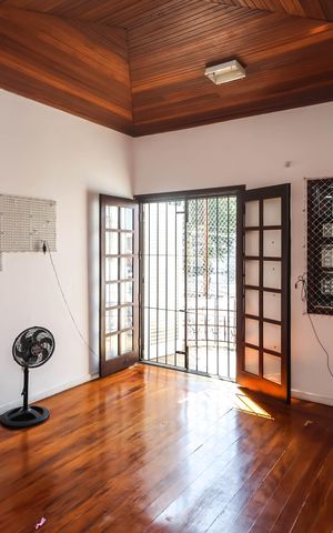 Casa à venda com 105m², 2 quartos e sem vagaQuarto 2