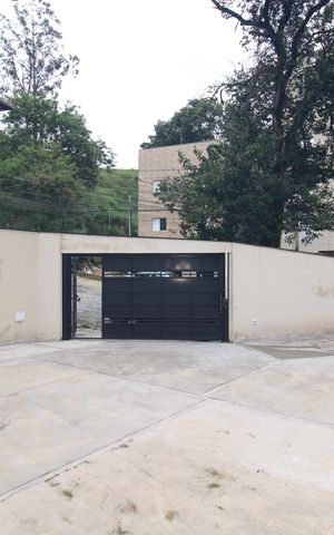 Casa de condomínio à venda com 85m², 2 quartos e 1 vagaÁrea de Serviço