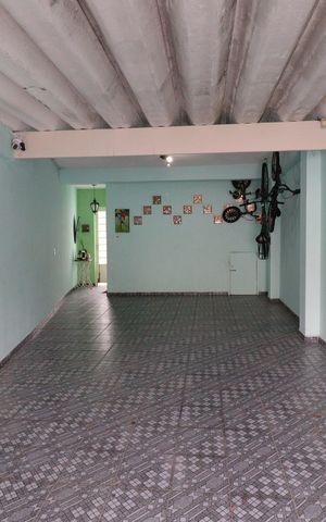 Casa para alugar com 75m², 2 quartos e 1 vagaÁrea comum - Garagem
