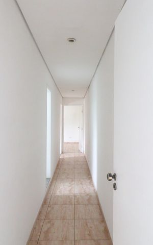 Casa para alugar com 75m², 2 quartos e 1 vagaCorredor