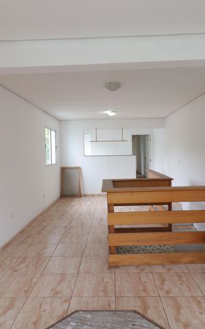 Casa para alugar com 75m², 2 quartos e 1 vagaSala