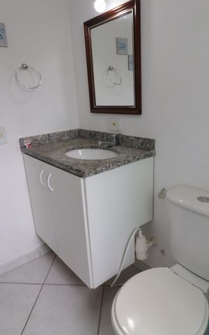 Casa para alugar com 75m², 2 quartos e 1 vagaBanheiro