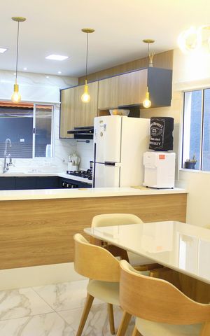 Casa para alugar com 250m², 3 quartos e 2 vagasCozinha 