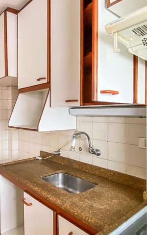 Apartamento à venda com 48m², 2 quartos e 1 vagaCozinha 