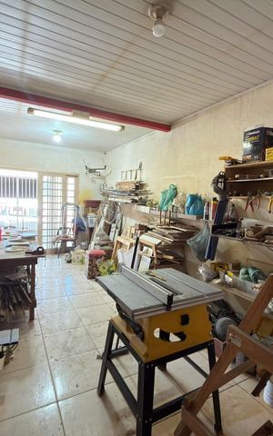 Casa à venda com 200m², 3 quartos e 1 vaga