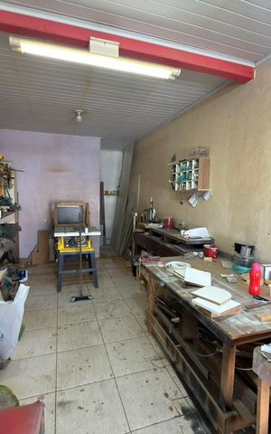 Casa à venda com 200m², 3 quartos e 1 vaga