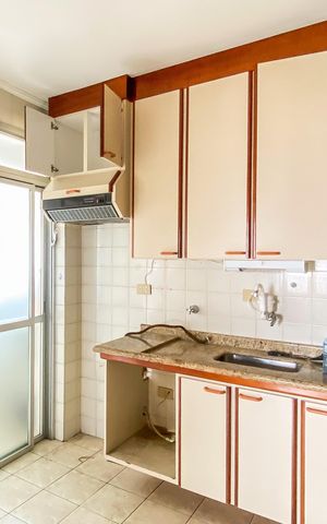 Apartamento para alugar com 70m², 2 quartos e 2 vagas Apartamento para alugar com 70m², 2 quartos e 2 vagasCozinha