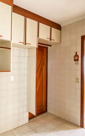 Apartamento para alugar com 70m², 2 quartos e 2 vagas Apartamento para alugar com 70m², 2 quartos e 2 vagasCozinha