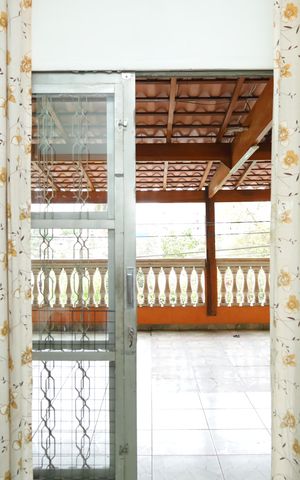 Casa à venda com 120m², 3 quartos e 2 vagasQuarto 2 - Varanda