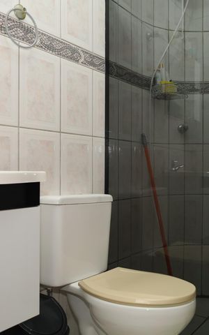 Casa à venda com 120m², 3 quartos e 2 vagasBanheiro 2