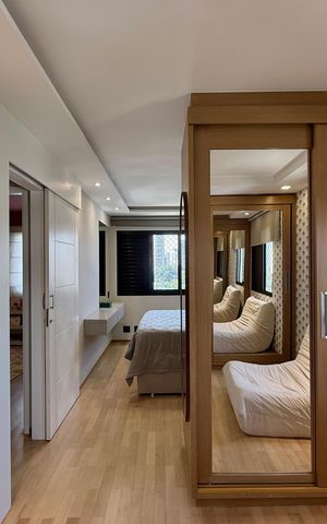 Apartamento à venda com 85m², 2 quartos e 2 vagas Apartamento à venda com 85m², 2 quartos e 2 vagasCloset Suíte