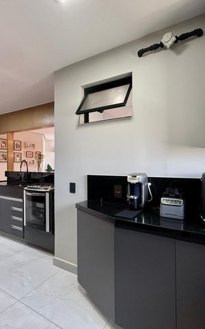 Apartamento à venda com 85m², 2 quartos e 2 vagas Apartamento à venda com 85m², 2 quartos e 2 vagasCozinha