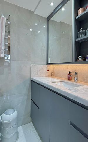 Apartamento à venda com 85m², 2 quartos e 2 vagas Apartamento à venda com 85m², 2 quartos e 2 vagasBanheiro Suíte