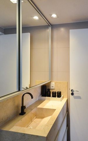 Apartamento à venda com 115m², 4 quartos e 3 vagas Apartamento à venda com 115m², 4 quartos e 3 vagasBanheiro Suíte