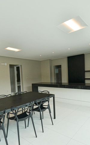Apartamento à venda com 115m², 4 quartos e 3 vagas Apartamento à venda com 115m², 4 quartos e 3 vagasÁrea comum - Salão de festas