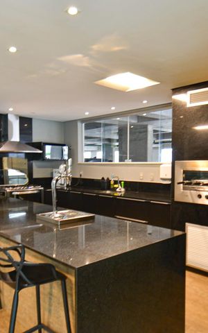 Apartamento à venda com 115m², 4 quartos e 3 vagas Apartamento à venda com 115m², 4 quartos e 3 vagasÁrea comum - Churrasqueira
