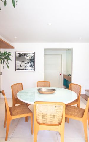 Apartamento à venda com 170m², 3 quartos e 2 vagas Apartamento à venda com 170m², 3 quartos e 2 vagasSala de Jantar