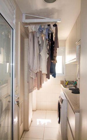 Apartamento à venda com 170m², 3 quartos e 2 vagas Apartamento à venda com 170m², 3 quartos e 2 vagasÁrea de Serviço