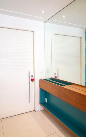 Apartamento à venda com 170m², 3 quartos e 2 vagas Apartamento à venda com 170m², 3 quartos e 2 vagasHall de Entrada