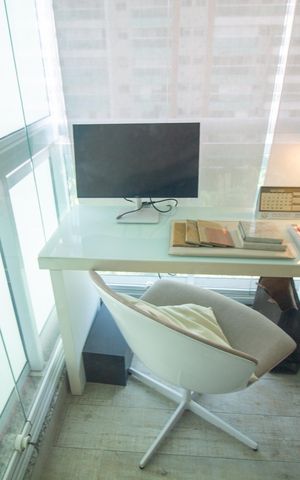 Apartamento à venda com 170m², 3 quartos e 2 vagas Apartamento à venda com 170m², 3 quartos e 2 vagasVaranda da Suíte 2