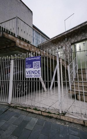 Casa à venda com 80m², 2 quartos e 1 vagaFachada