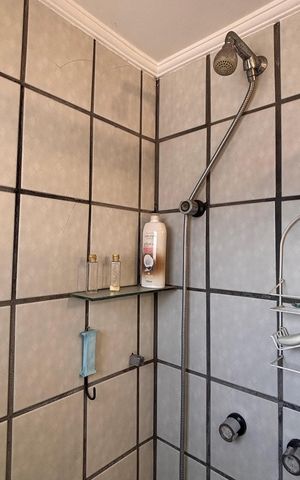 Apartamento à venda com 180m², 3 quartos e 2 vagas Apartamento à venda com 180m², 3 quartos e 2 vagasBanheiro da Suíte 1