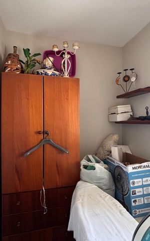 Apartamento à venda com 180m², 3 quartos e 2 vagas Apartamento à venda com 180m², 3 quartos e 2 vagasÁrea de Serviço