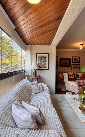 Apartamento à venda com 180m², 3 quartos e 2 vagas Apartamento à venda com 180m², 3 quartos e 2 vagasSala
