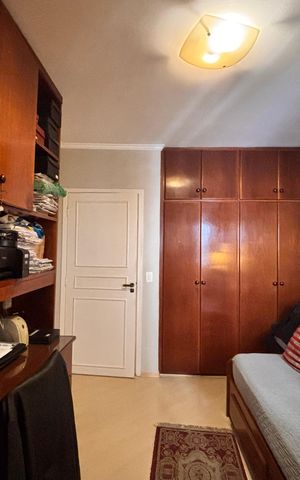 Apartamento à venda com 180m², 3 quartos e 2 vagas Apartamento à venda com 180m², 3 quartos e 2 vagasSuíte 2