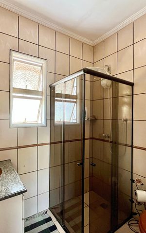 Casa à venda com 70m², 3 quartos e 2 vagas