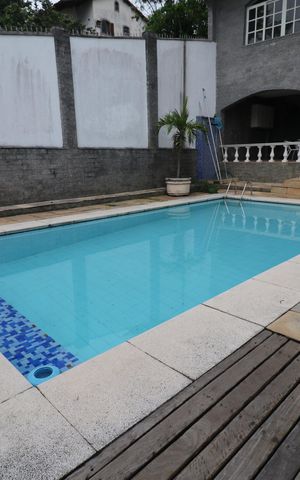 Casa para alugar com 420m², 4 quartos e 7 vagasÁrea externa