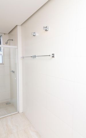 Casa para alugar com 420m², 4 quartos e 7 vagasBanheiro da Suíte 2
