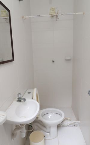 Casa para alugar com 420m², 4 quartos e 7 vagasBanheiro de serviço
