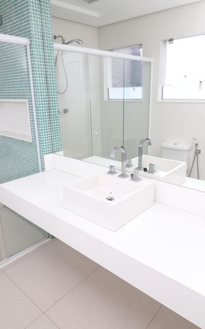 Casa para alugar com 420m², 4 quartos e 7 vagasBanheiro da Suíte 1