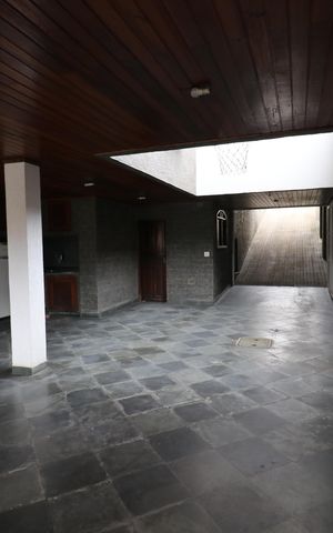 Casa para alugar com 420m², 4 quartos e 7 vagasGaragem