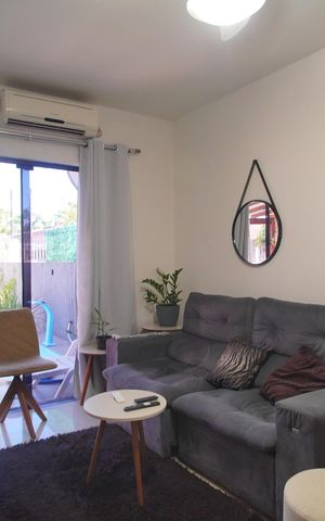 Casa à venda com 55m², 2 quartos e 2 vagassala