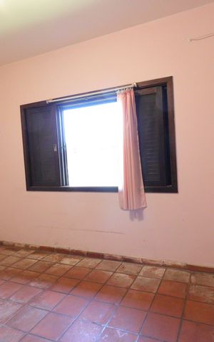 Casa à venda com 569m², 4 quartos e 2 vagasSuíte 1