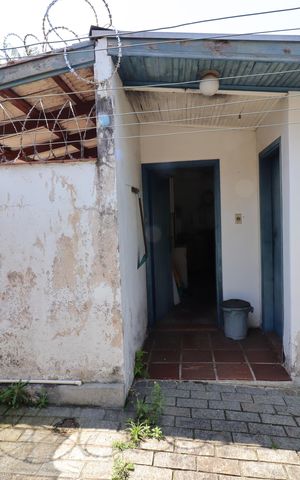 Casa à venda com 569m², 4 quartos e 2 vagasQuintal
