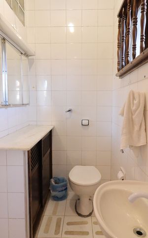 Casa à venda com 569m², 4 quartos e 2 vagasBanheiro da Suíte 3