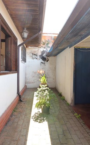 Casa à venda com 569m², 4 quartos e 2 vagasQuintal