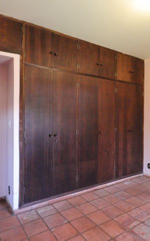 Casa à venda com 569m², 4 quartos e 2 vagasSuíte 1