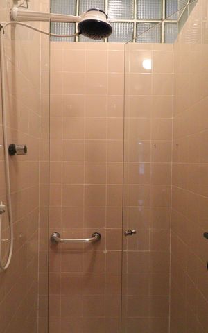 Casa à venda com 569m², 4 quartos e 2 vagasBanheiro da Suíte 2