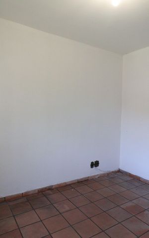 Casa à venda com 569m², 4 quartos e 2 vagasSala de estar