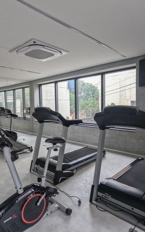 Studio à venda com 26m², 1 quarto e sem vaga Studio à venda com 26m², 1 quarto e sem vagaÁrea comum - Academia