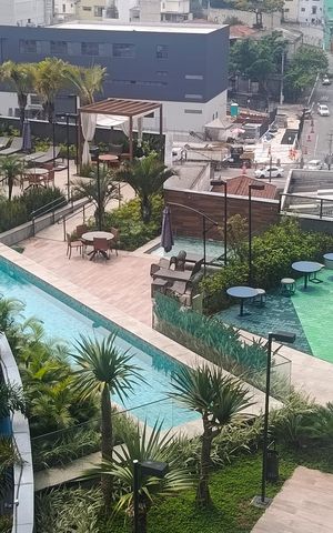 Studio à venda com 26m², 1 quarto e sem vaga Studio à venda com 26m², 1 quarto e sem vagaÁrea comum - Piscina