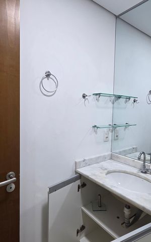 Apartamento para alugar com 111m², 3 quartos e 2 vagas Apartamento para alugar com 111m², 3 quartos e 2 vagasBanheiro da Suíte 2