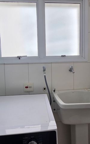Apartamento para alugar com 111m², 3 quartos e 2 vagas Apartamento para alugar com 111m², 3 quartos e 2 vagasÁrea de Serviço