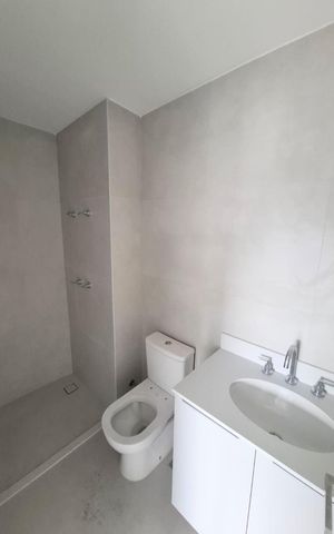 Apartamento para alugar com 57m², 2 quartos e 1 vaga Apartamento para alugar com 57m², 2 quartos e 1 vagaBanheiro da suíte