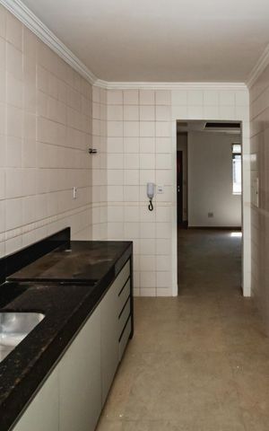 Apartamento à venda com 146m², 3 quartos e 2 vagasCozinha