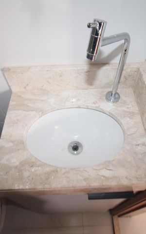 Apartamento para alugar com 34m², 1 quarto e sem vagaBanheiro
